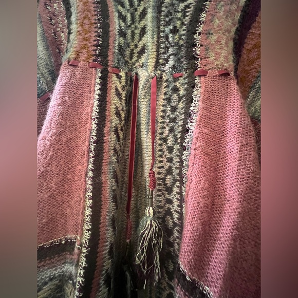 Free People Burgundy Rose V Neck Sweater - Picture 2 of 5